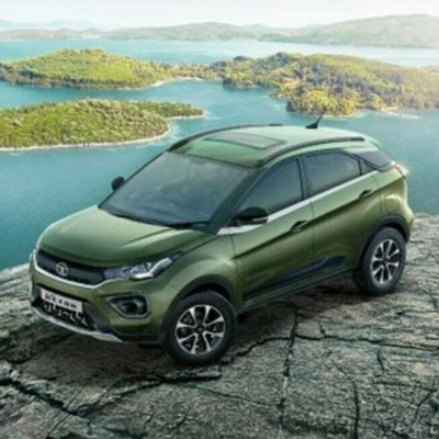 Golden-Offer_Four-Wheeler_Nixon